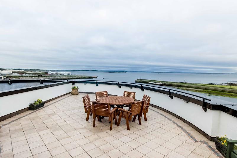 Galway Luxury Sea View Apartments 外观 照片